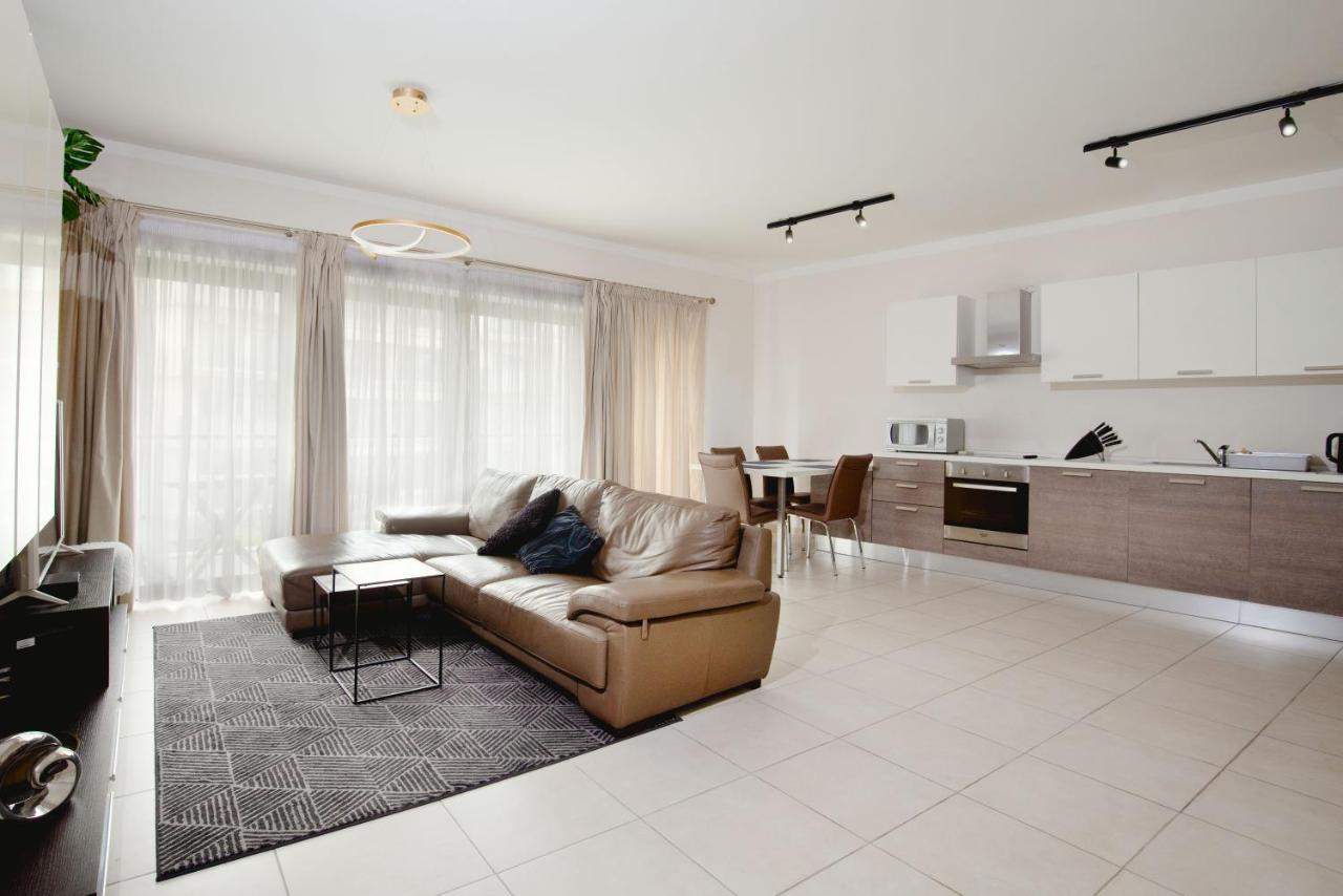 Apartment Cozy, Modern In The Heart Of St Julians *